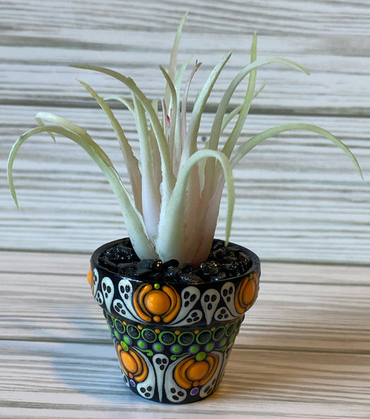 Glow-in-the-Dark Halloween Ghost Pot