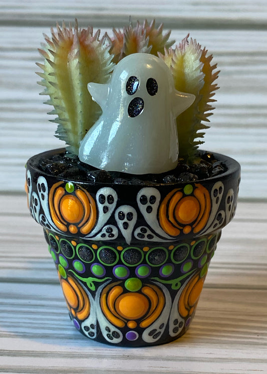 Glow-in-the-Dark Halloween Ghost Pot